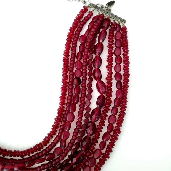 Vintage multi strand layered various red glass beaded necklace - Picture 16 of 16